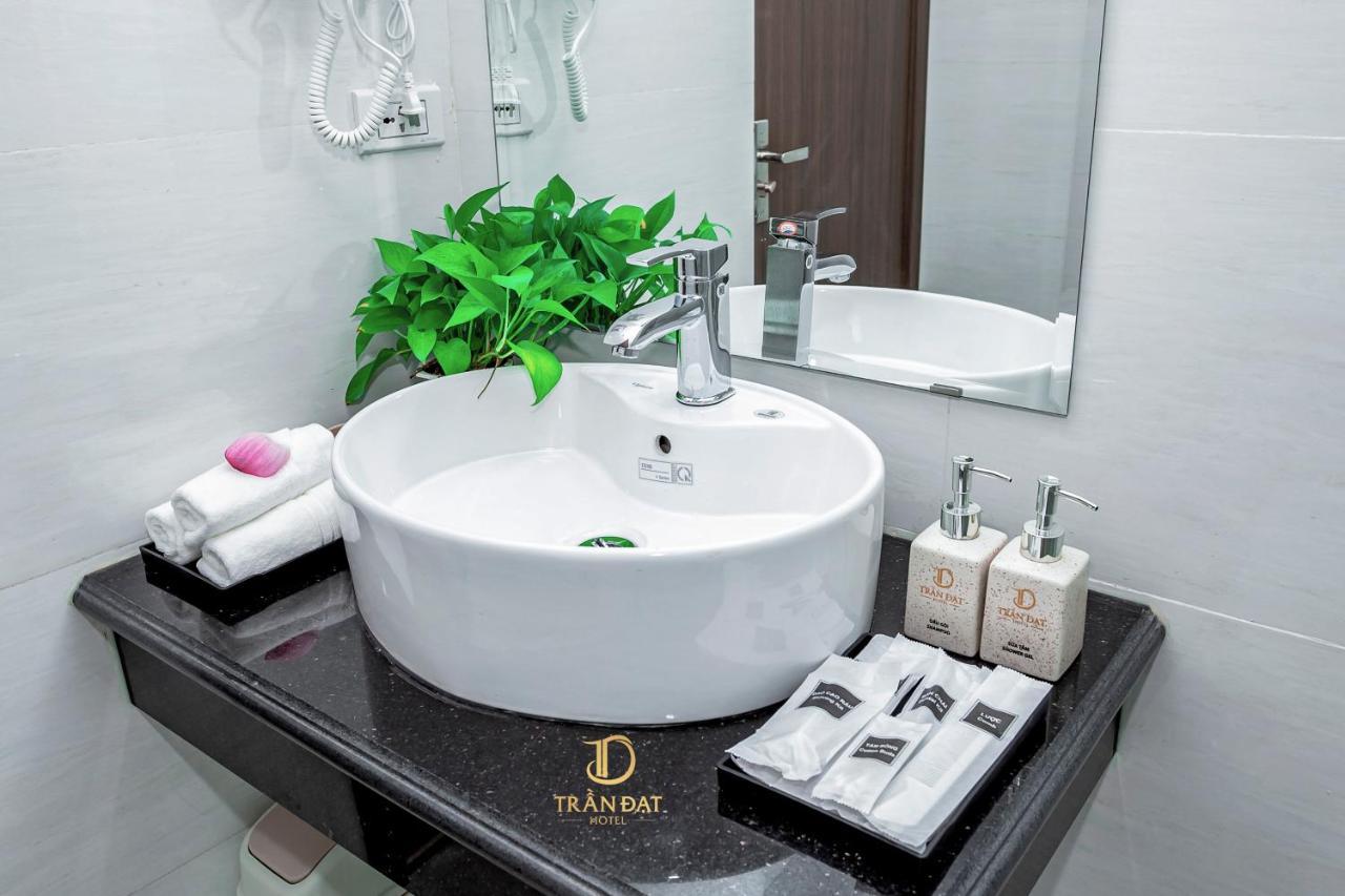 Tran Dat Hotel Ha Long Eksteriør bilde